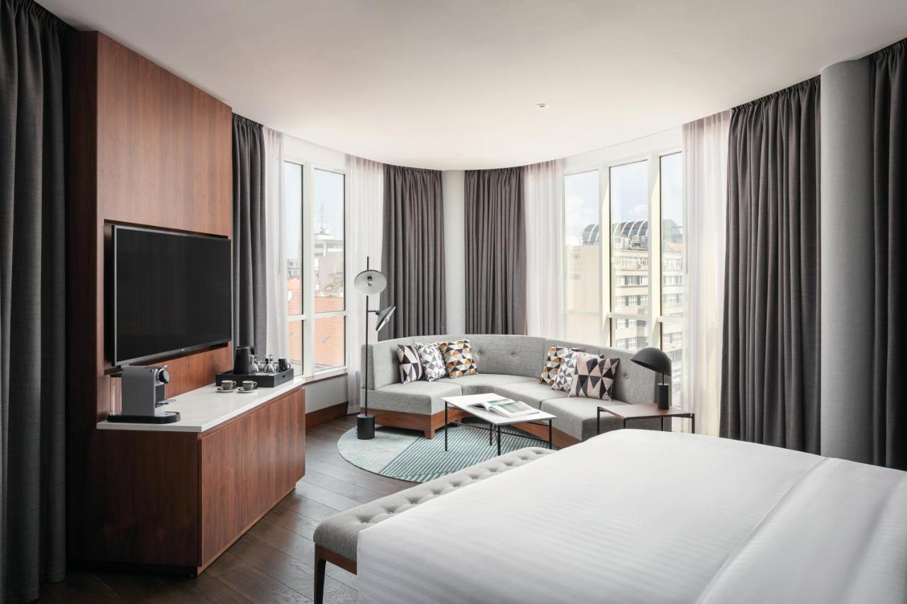Prague Marriott Hotel Экстерьер фото A suite at the hotel