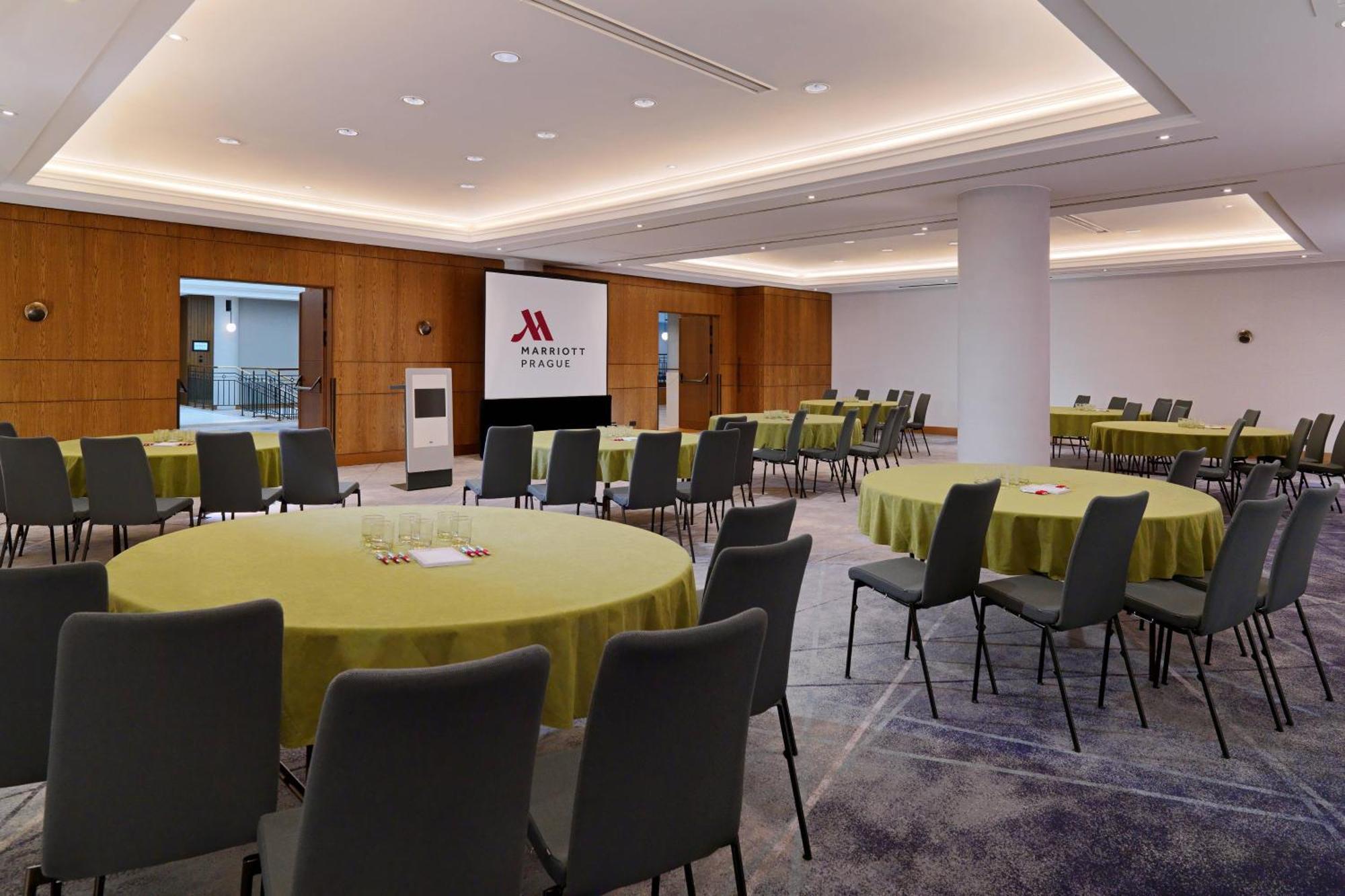 Prague Marriott Hotel Экстерьер фото Meeting room